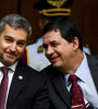 El presidente Benítez con el renunciante vice Hugo Velázquez. (Fuente: AFP)