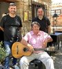 Diego Castelli, Martín “Vasco” Urionaguena junto a Roberto “Coya” Chavero.