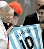 Maradona en 2016, cuando fue nombrado capitán del equipo Scholas en el primer Partido de la Paz (Fuente: Télam)