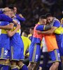 Boca festejó la victoria en el Superclásico con una hinchada enloquecida de fondo. (Fuente: EFE)