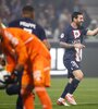 La Pulga celebra su gol para el líder Paris Saint-Germain (Fuente: EFE)