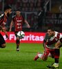 Bruno Zuculini cabecea en el duelo ante Patronato (Fuente: Prensa River)