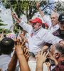 Lula saluda a simpatizantes esta semana en un acto en Salvador, Bahía. (Fuente: AFP)