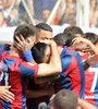 El festejo de San Lorenzo, que encontró un gol rápido y luego lo defendió bien (Fuente: Julio Martín Mancini)