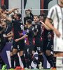 El Milan celebró una gran victoria ante la Juve (Fuente: AFP)