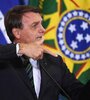 Los autores definen a Bolsonaro como "un bandeirante del siglo XXI".