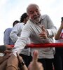 Saludos a Lula durante una caravana en Río de Janeiro. (Fuente: AFP)