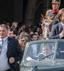 Astesiano, a la izquierda, junto al presidente Lacalle Pou.  (Fuente: AFP)