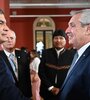 "Lasso, destrozaste la relación con un país hermano", le reprochó Correa a su coterraneo presidente durante su estadía en Buenos Aires. 