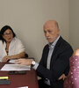La sobreviviente Adriana Arce, el fiscal Villatte y su auxiliar Murray (Fuente: Franco Trovato gentileza El Ciudadano)