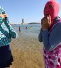 facekinis en las playas de Europa