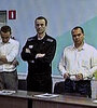 Navalny (segundo, izquierda) escucha el veredicto del juez.   (Fuente: AFP)