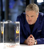 Gil Grissom (William Petersen) vuelve con su carisma de hielo e ingenio. 