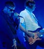 Damon Albarn y Alex James en plena faena con Blur. (Fuente: Franco Puente)