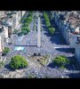 La ciudad en celeste y blanco, una imagen que eriza la piel en pantalla grande.