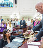 Bonfatti le tomó juramento a Clara García.