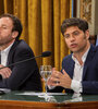 Axel Kicillof y el ministro de Hacienda, Pablo López. (Fuente: NA)