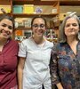 De izquierda a derecha: la bioquímica Ana Melissa González Miragliotta, la becaria Ana
Paula Escobar y la doctora Ana María Torres, trabajaron en este proyecto de
Hipoglucemiantes Naturales. (Gentileza Ana M. Torres).