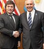 Javier Milei junto al embajador de los Estados Unidos en Argentina, Marc Stanley.