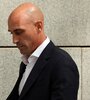 Luis Rubiales, el dirigente español no detiene su caída. (Fuente: AFP)