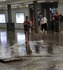 Varias líneas de subte debieron suspender el servicio por estar inundadas. (Fuente: Jorge Larrosa)