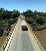 El trabajo sobre el puente Timbúes concluirá en estos días. 