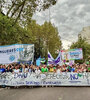 Miles de mujeres marcharon ayer por las calles platenses.  (Fuente: @MujeresCGTLaPlata)