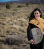 Anahí Rayen Mariluan es cantora y poeta del pueblo mapuche. (Fuente: Vero Manzanares)