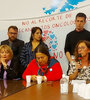 Los representantes de las asociaciones demandantes ofrecieron una conferencia de prensa con el apoyo de legisladores.