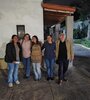 Myrian, Rosa y Tania Villalba al ser liberadas, junto a sus representantes de la Gremial de Abogados. (Fuente: gentileza familia Villalba)