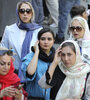 Mujeres iraníes caminan por las calles de Teherán. (Fuente: AFP)