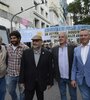 Rosato junto a referentes de  Industriales PyMEs Argentinos (IPA) en la marcha del 1 de mayo. 