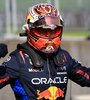 El festejo de Verstappen, que viene dominando el Gran Premio en casa (Fuente: AFP)