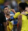 Suárez increpa a Borja, que según el uruguayo lo cargó al final del partido (Fuente: AFP)