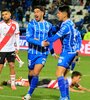 Vicente Poggi, autor de los goles del Tomba, festeja en Mendoza. (Fuente: Prensa Godoy Cruz)