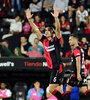 Salcedo celebra el gol que cortó la mala racha de Newell's