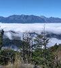 Un manto de nubes realza la belleza del Piltriquitrón