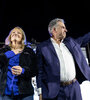 Carolina Cosse y Yamandú Orsi, candidatos a vicepresidente y a presidente del Frente Amplio uruguayo. (Fuente: Prensa)