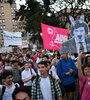 Miles de estudiantes se movilizaron hacia el Palacio Pizzurno, una de las tantas medidas del plan de lucha universitario. (Fuente: AFP)