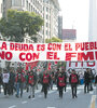 Los movimientos sociales marcharon por el centro porteño hacia el Obelisco.