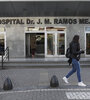 Agentes de la Policía de la Ciudad la subieron en una ambulancia que la llevó al Ramos Mejía. Allí, parió antes de tiempo y por cesárea. (Fuente: Leandro Teysseire)