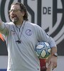 Juan Antonio Pizzi, DT de San Lorenzo. (Fuente: Fotobaires)