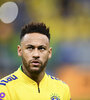 Neymar, en medio de una acusación por violación, sufrió un esguince de tobillo con compromiso ligamentario y se bajó de la convocatoria de Tite. (Fuente: AFP)