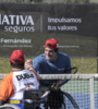 Gustavo Fernández recibe el cariño de su gente. (Fuente: Prensa Gustavo Fernández / Clínica Tandil)