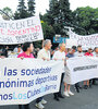 Marcha en contra de la privatización del deporte.