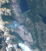 Imagen satelital de un incendio forestal en Chubut distribuida por CONAE. 