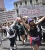 Manifestantes protestan en Valparaíso el mismo día en que Piñera levanta el estado de emergencia. (Fuente: AFP)