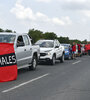 Los hinchas de Colón montaron una verdadera fiesta en el camino de SAanta Fe a Asunción.