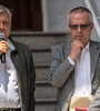 López Obrador habla junto a su entonces colaborador cercano Urzúa en julio del año pasado. (Fuente: AFP)