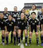 La selección femenina de fútbol, en estadio Fragata Sarmiento